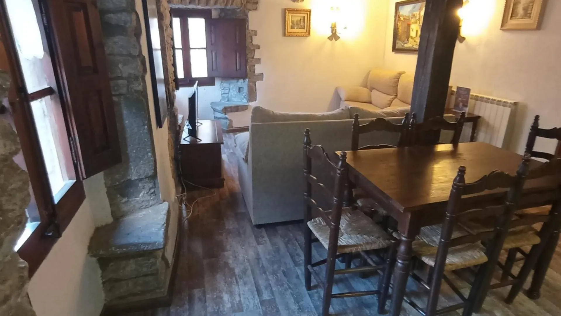 Apartaments Can Lo Rupit Spain