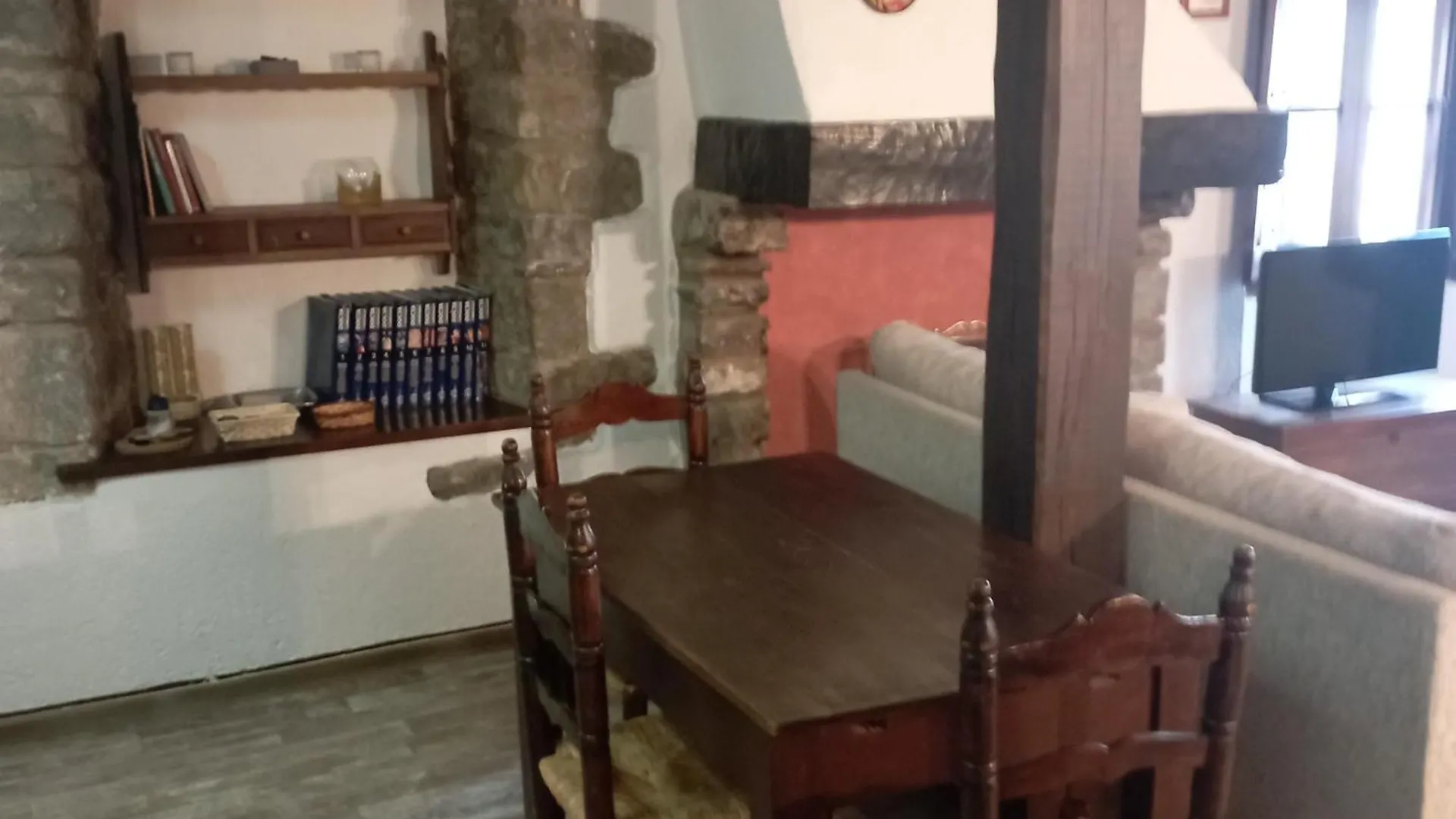 Apartment Apartaments Can Lo Rupit Spain